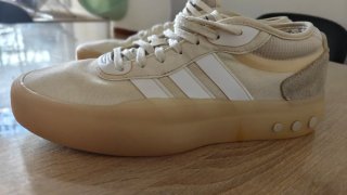 Zapatillas Adidas Cassina Beige