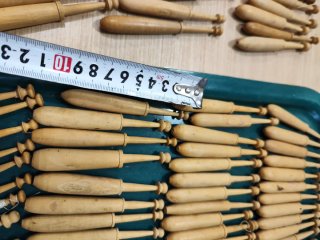 Lote 120 bolillos madera boj
