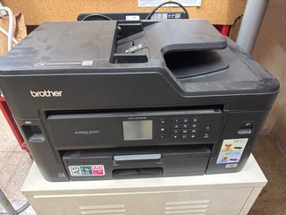 Brother MFC-J5330DW Impresora Multifunción