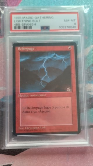 Lightning Bolt 4th BB PSA 8 MTG Español