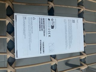 Caja iPhone 17 Negro