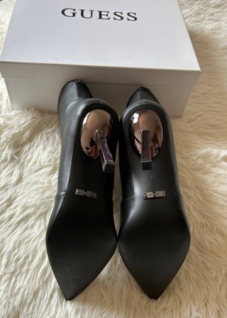 Botines Guess Negros