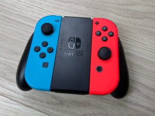 Nintendo Switch OLED + Mario Kart 8 + Accesorios