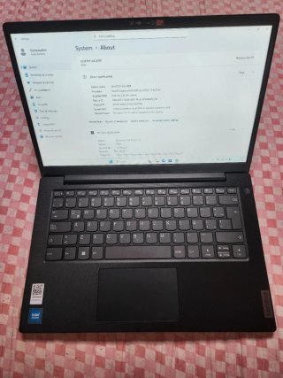 Lenovo V14 G2 Portátil Negro