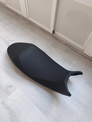 Asiento estándar Triumph Tiger Sport 800