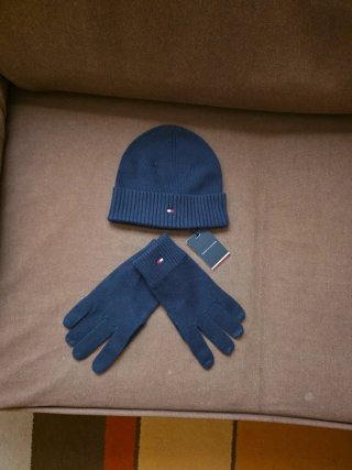 TOMMY HILFIGER ORIGINAL, GORRA +GUANTES HOMBRE