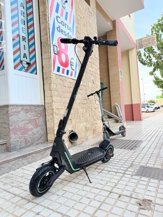 Patinete Eléctrico Negro