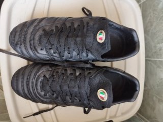 Scarpe da calcio Apta in pelle N.40
