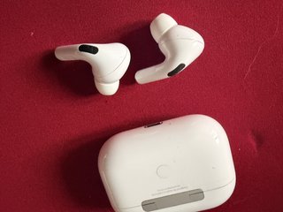 Apple AirPods Pro 1