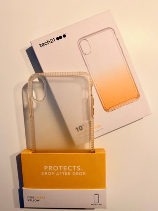 2 Protezioni - iPhone Xs Max tech21 Pure Ombre Am