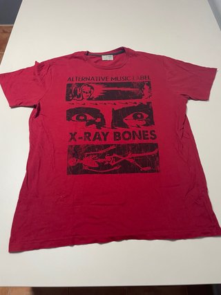 Camiseta Roja X-Ray Bones