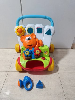 Correpasillos Chicco con Actividades