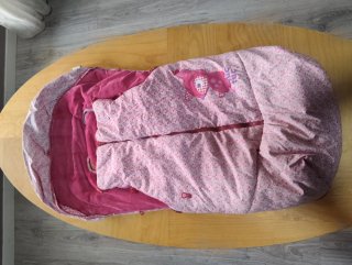 Funda para cochecito rosa con estampado