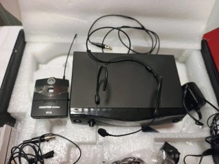 Micrófono Diadema AKG PT 45 Inalámbrico