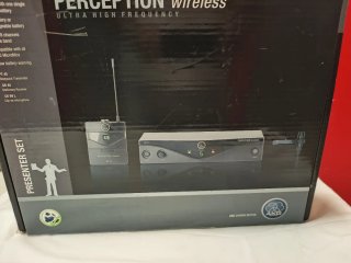 Micrófono Diadema AKG PT 45 Inalámbrico