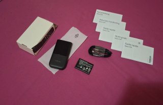 Nokia 2720 Flip Nero con scatola e accessori