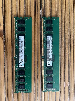 2 Módulos RAM DDR4 4GB SK Hynix