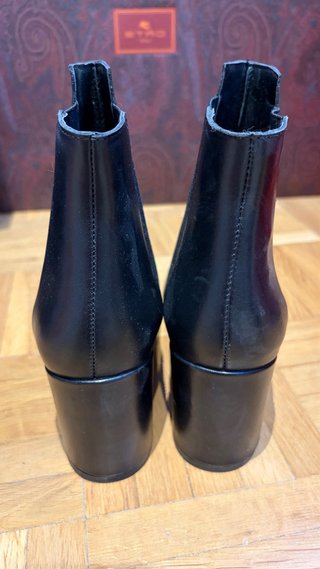 Botines negros piel talla 37