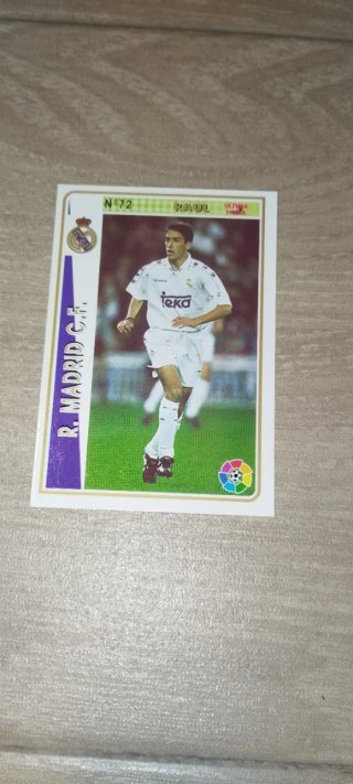 Cromo Raúl rookie 94/95 Mundi cromo Real Madrid.