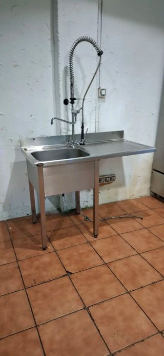 Fregadero Industrial con Grifo Ducha