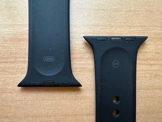 Apple Watch 42mm. Black Sport Band