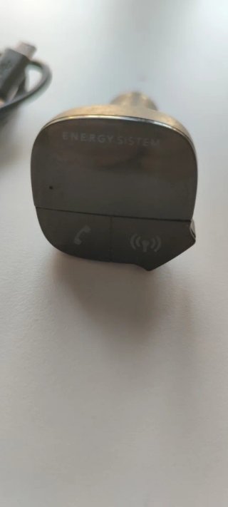 Adaptador bluetooth FM / cargador USB para coche