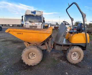 Se vende dumper 4×4