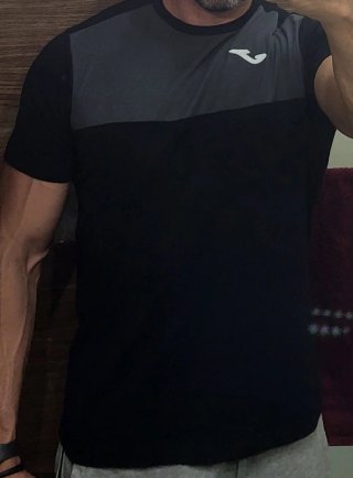 Camiseta Deportiva Joma Negra y Gris Talla L