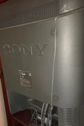 Televisor Sony Triniton Color TV. Modelo KV-29C2E.