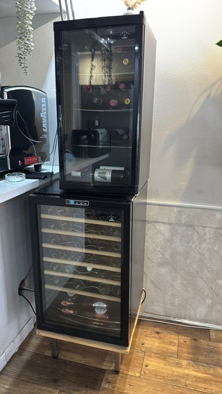 Vinotecas para vinos tintos y blancos