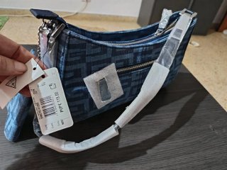 Bolso Guess Azul con Monedero