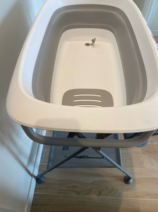 Bañera Twistshake plegable con reductor bebé.NUEVA