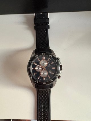Reloj Festina Cronógrafo Negro y Dorado