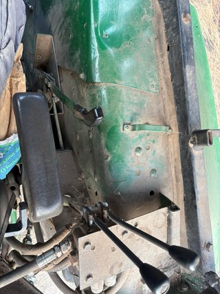 Tractor John Deere 2130