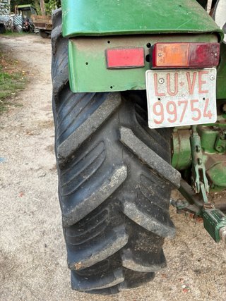 Tractor John Deere 2130