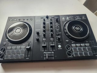 Pioneer DDJ-400 DJ Controller