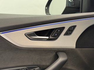 Audi Q8 55TFSI S-LINE QUATTRO