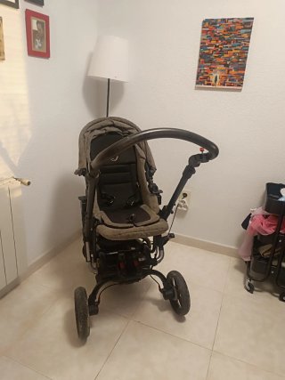 Cochecito Jané gris con accesorios