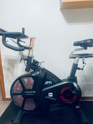 Bicicleta Indoor BH AirMag H9120