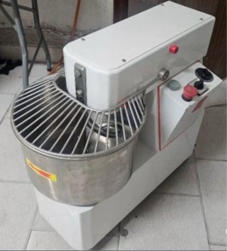 Amasadora Profesional Blanca