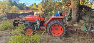 Tractor Kubota L3200