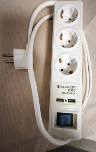 Regleta 3 enchufes + 2 USB sevenON elec