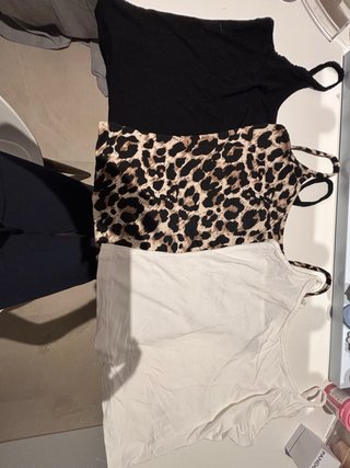 Lote 3 Tops Básicos Mujer