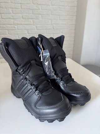 41 1/3 Botas Adidas GSG 9.2 policia seguridad