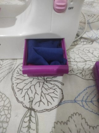 Máquina de coser de juguete