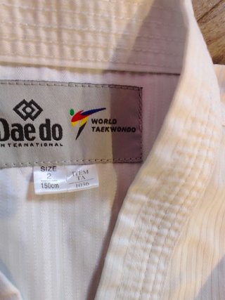 Traje Taekwondo Daedo 150cm