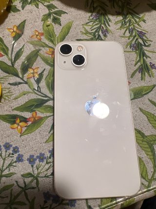 iPhone 13 Blanco 84% bateria  Algunos rayones