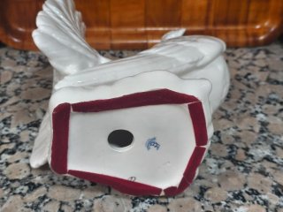 Paloma de cerámica blanca