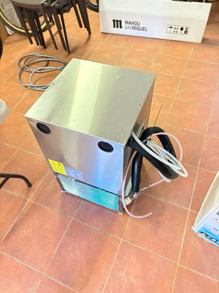 Grifo Cerveza Alhambra con Lavacopas ,enfriador