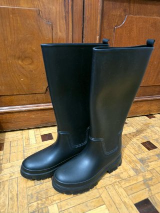 Botas de agua negras altas